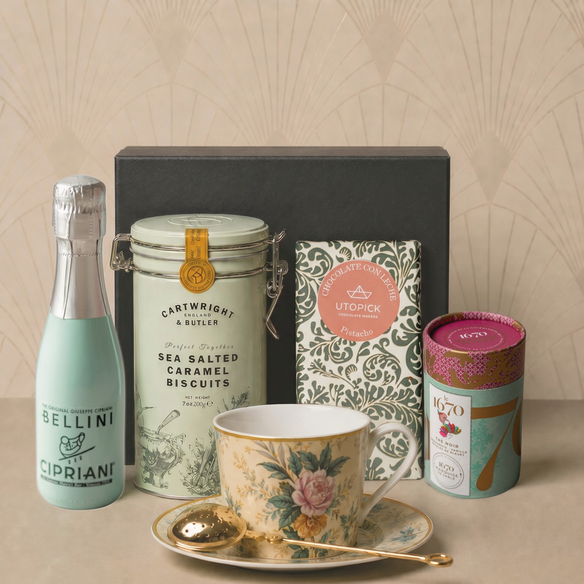 Vintage Tea Moments