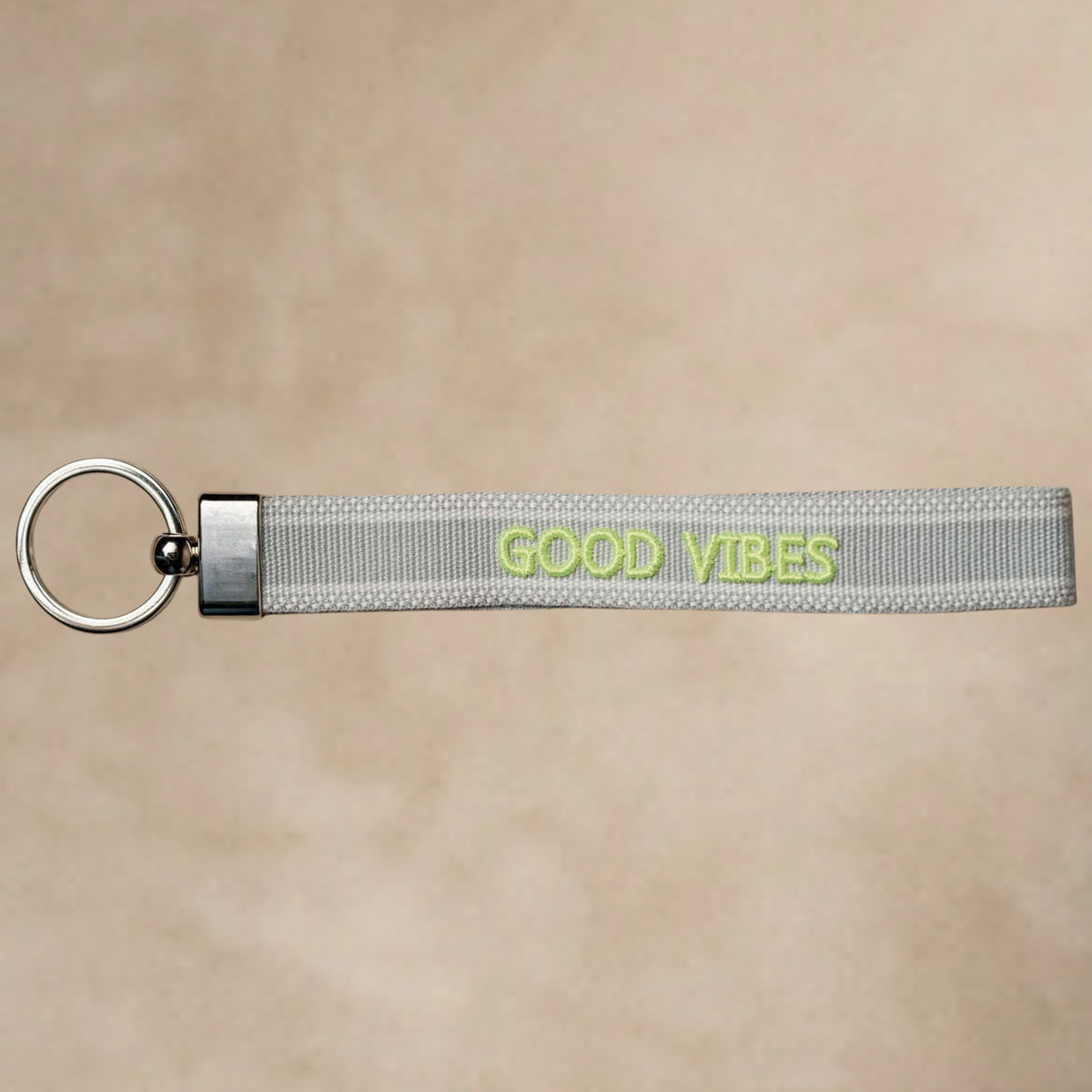 Llavero Good Vibes Yellow