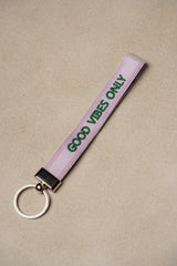 Llavero Good Vibes Only Green
