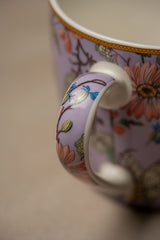 Taza Floral Morada · William Kilburn