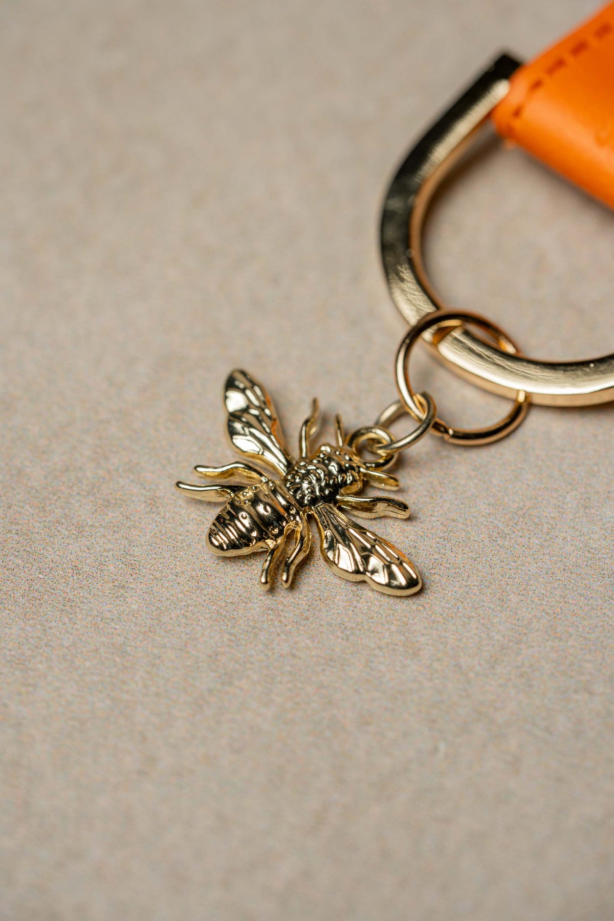 Llavero Abeja Sky + Miller